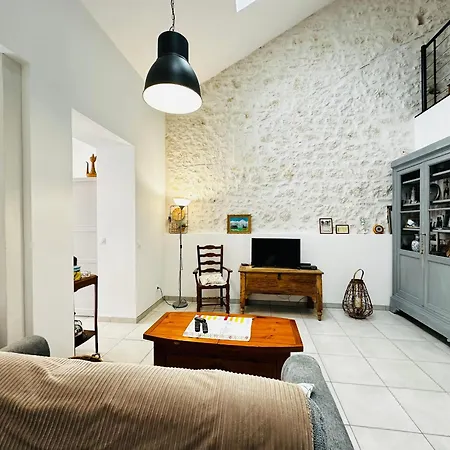 Charmante Maison Renovee Pres Du Centre - Fr-1-709-91