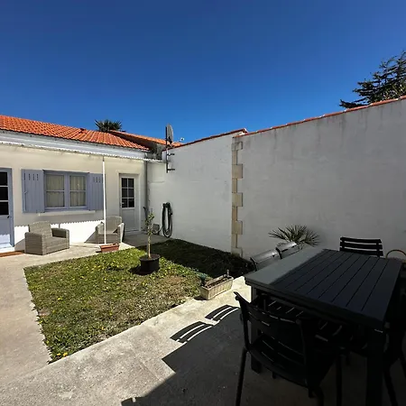 Charmante Maison Renovee Pres Du Centre - Fr-1-709-91 Vakantiehuis